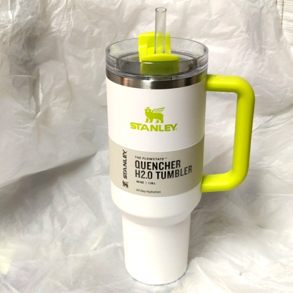 Stanley 40 oz Stainless Steel Flowstate Quencher Tumbler